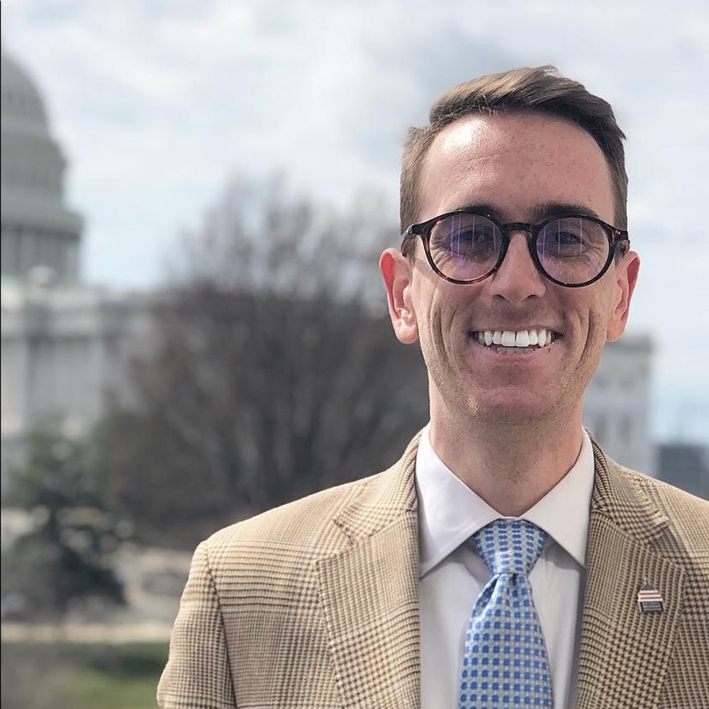 Meet your Posher, Pearce